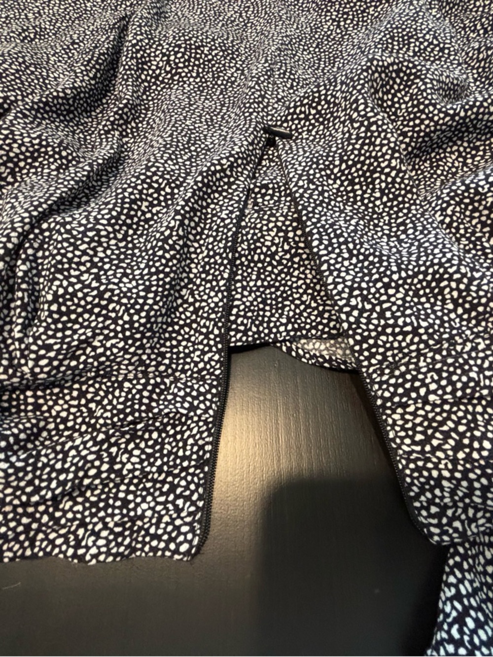 Express Black White Abstract Dot Draped Surplice Blouse Back Zip Size Medium - Picture 5 of 7